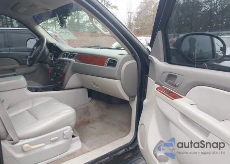 2011 Chevrolet Tahoe Lt из США, поврежденный, VIN 1GNSCBE03BR112334